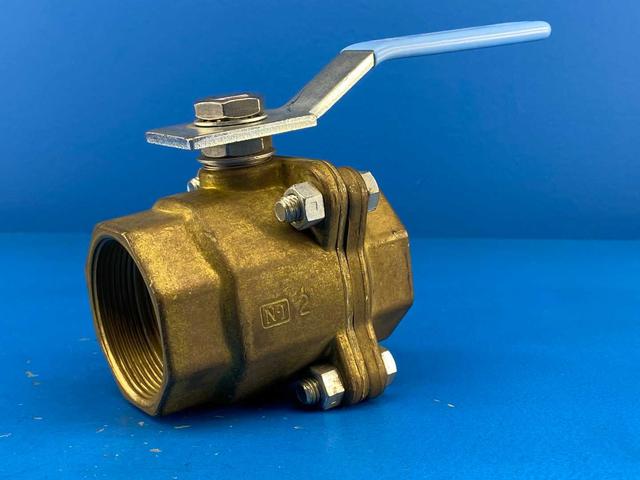 Jamesbury 2-211136TTC0 2" Brass Clincher Ball Valve 400 CWP