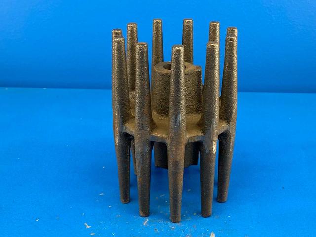4-3/4"" x 6-78" Cast Iron Crowned Wing Conveyor Pulley, 11-Wing, 7/8" Straight Bore