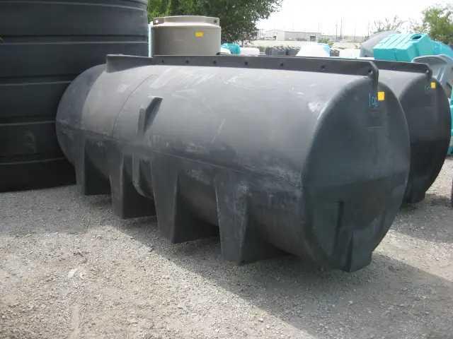 1,000 Gallon Horizontal Sump Bottom Storage Tank w/o lid  - Black