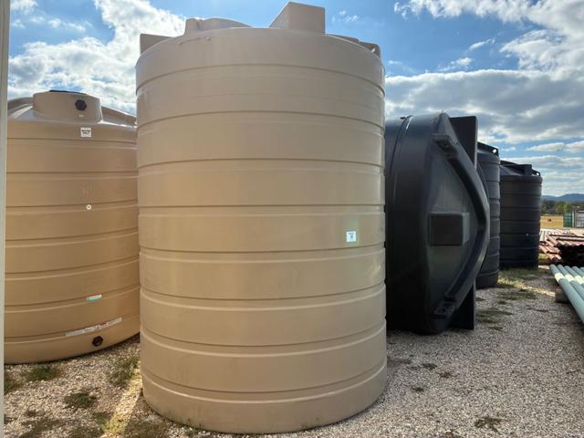 3,000 Gallon Flat Bottom Storage Tank - Tan