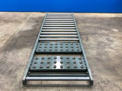 Hytrol Conveyor Roller with Ball Transfer Plate Belt 120" x 32" x 5"