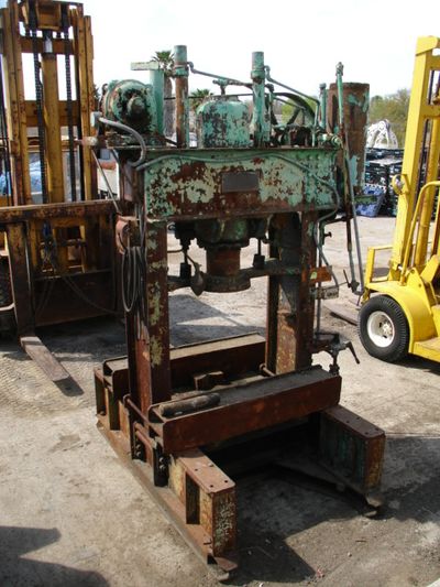 150 Ton Hydraulic Straightening Press - Old Style, Open Hydraulic Pump & Motor - Sold AS-IS
