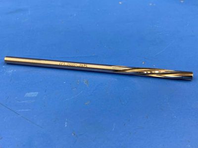 (F)  0.2658" x 0.2475" Chucking Reamers 