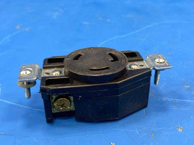 Arrow Hart 6340 Eaton Locking Receptacle
