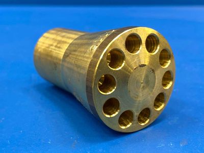 Sporlan 1115 Brass Refrigerant Distributor 1-1/8" ODM Inlet, 10-Circuit, 1/4" ODF Outlets, Nozzle Type E