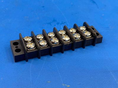 Marathon 670A RZ 06 Special Products Terminal Block Connector 15A, 300V