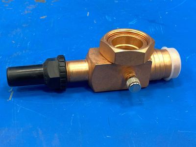 Danfoss 8168028 1-3/4" x 1-1/8" ODF Rotalock Service Valve, V02