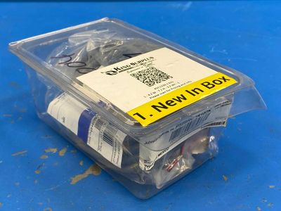 Johnson Controls P599RCPS107K; WHA-PKD3-200C / P599RCPS107C P599RCPS107K, 0-750 PSIS Pressure Transducer 1/4"SAE 45
