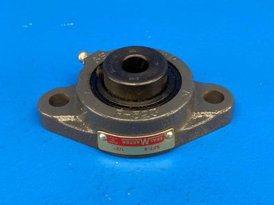 SealMaster SFT-8 Flange-Mount Ball Bearing Unit, 1/2" bore / 2-bolt flange / set screw locking