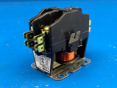 ServiceFirst X13060035267 Contactor 30A 600V 24V Coil 2-Pole (Furnas 45EG20AJ Equivalent)