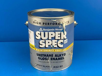 Benjamin Moore P22 82 Urethane Alkyd Gloss Enamel, Safety Black, Durable Finish