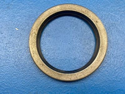 Garlock Klozure 21158-1807 .63 x 1.807 Mill-Right N CRS 2.500" I.D, x 3.250" O.D x .375" THK Oil Seal