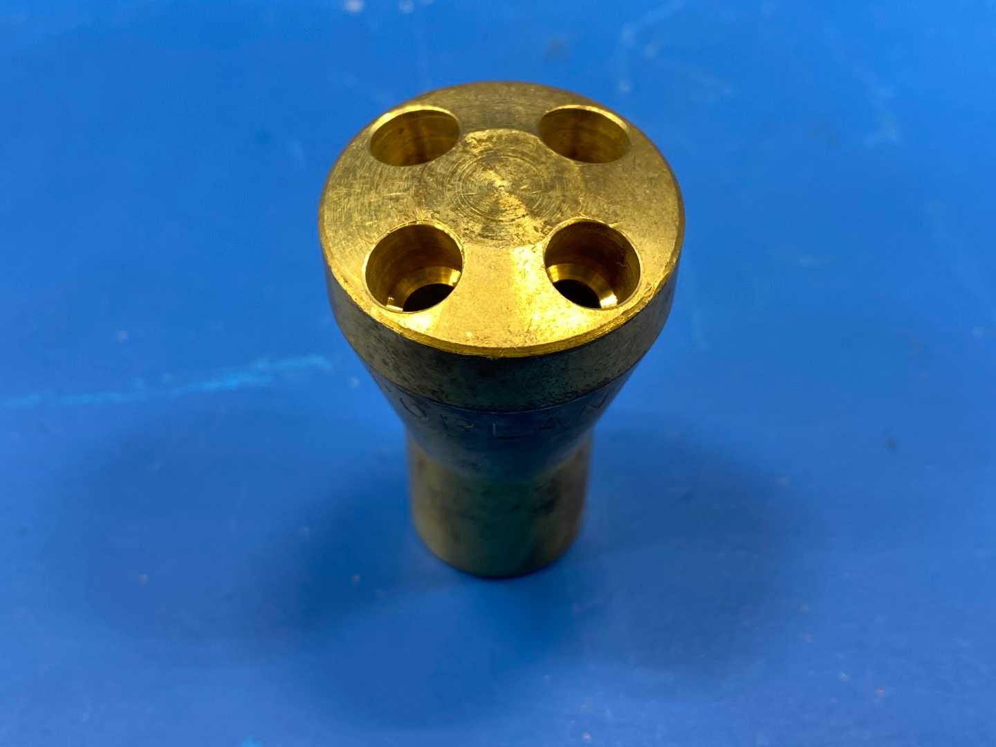 Sporlan 1622 Brass Refrigerant Distributor 5/8" ODM Inlet, 4-Circuit, 5/16" ODF Outlets, Nozzle Type J
