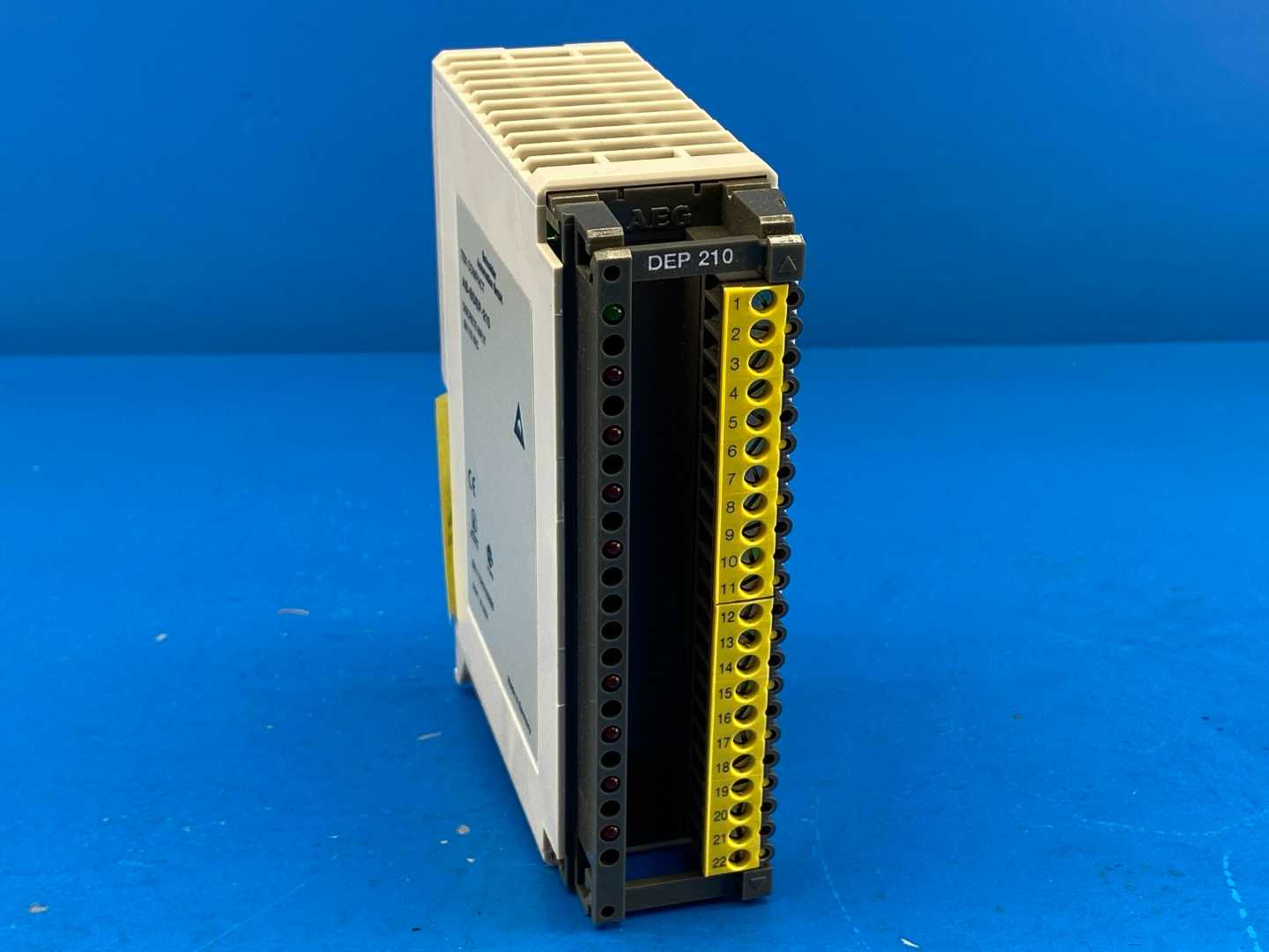 Schneider Electric AS-BDEP-210 Discrete Input Module 8x115