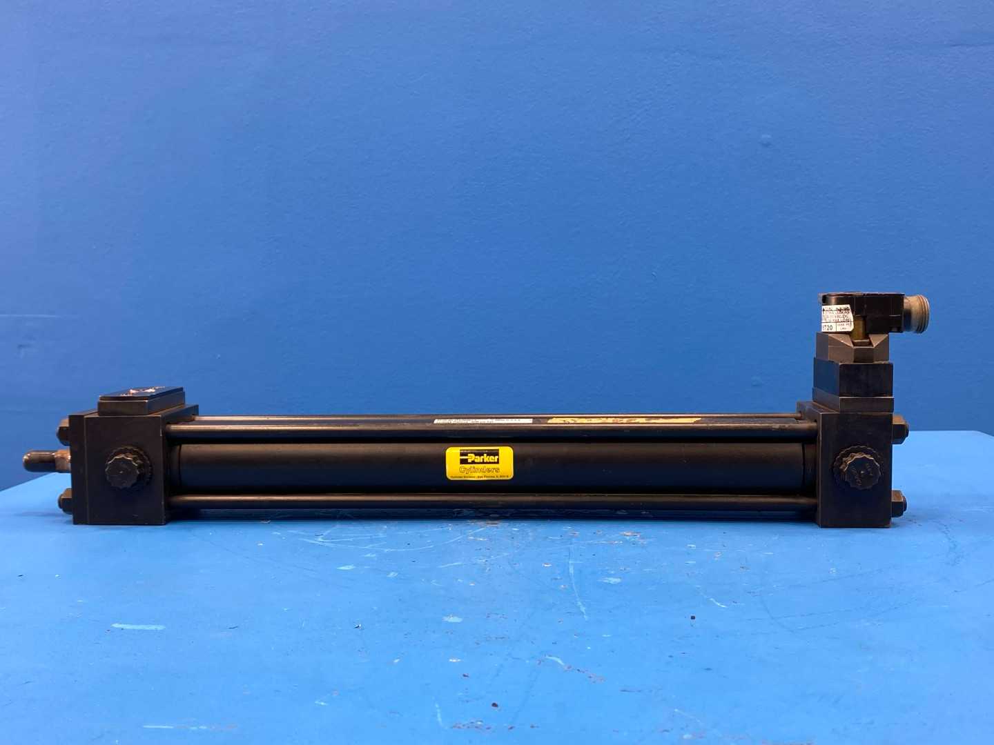 Parker 01.50 CF2HUS14C 13.000 Heavy Duty Hydraulic Cylinder 1.5" Bore 13" Stroke 3000 PSI