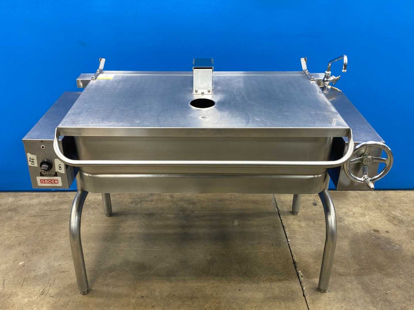 Groen FP0-4 FPO-4 Electric Tilting Skillet 15 Gallon - 240V 3PH - Model 8106 CF - 1978 - Glasstov San Antonio