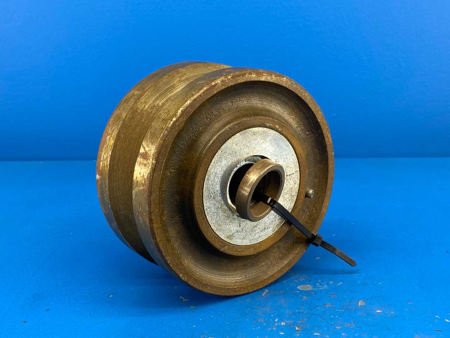 Albion VH0650850 Industries Drop Forged V-Groove Steel Caster 5" x 3"